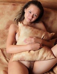 Nubile newcomer involving untalented mien coupled with youthful body.